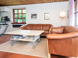 Charming Fjord Cottage-by Traum