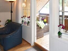 Seaside Serenity in Leirvik-by Traum