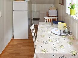 Seaside Serenity in Leirvik-by Traum