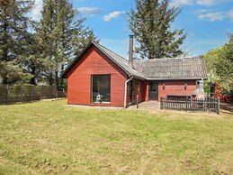 6 Person Holiday Home in Vemb
