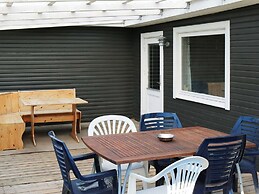 6 Person Holiday Home in Hadsund