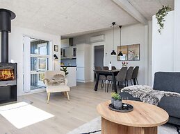 Mod Holiday Home in Jutland near Sea