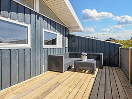 Mod Holiday Home in Jutland near Sea
