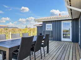 Mod Holiday Home in Jutland near Sea