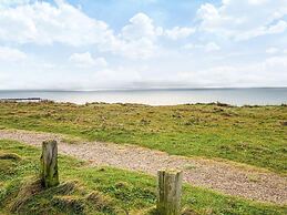 Seaside Fun Retreat-by Traum