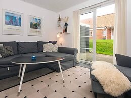 Seaside Fun Retreat-by Traum