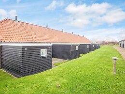 Seaside Fun Retreat-by Traum