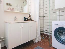 Seaside Fun Retreat-by Traum