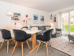 Seaside Fun Retreat-by Traum