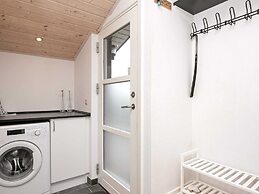 Modernized Seaside Retreat-by Traum