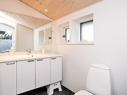 Modernized Seaside Retreat-by Traum