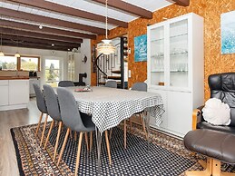 6 Person Holiday Home in Ebeltoft