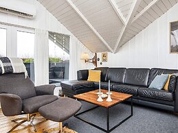Premium Holiday Home in Jutland near Beach