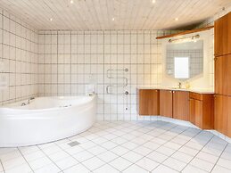 8 Person Holiday Home in Blavand