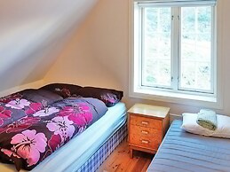 8 Person Holiday Home in Fløyrli