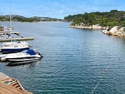 8 Person Holiday Home in Urangsvag