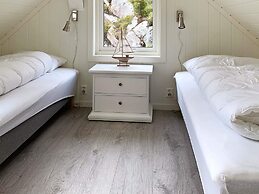 8 Person Holiday Home in Urangsvag