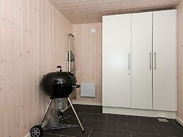 Modern Retreat by Skovmose-by Traum