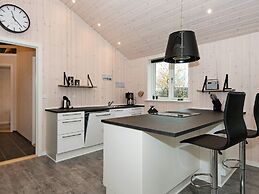 Modern Retreat by Skovmose-by Traum