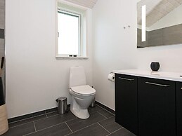 Modern Retreat by Skovmose-by Traum