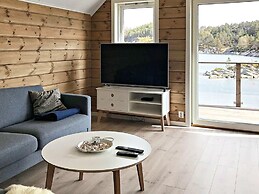 8 Person Holiday Home in Urangsvag