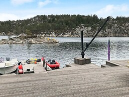 8 Person Holiday Home in Urangsvag