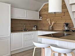 8 Person Holiday Home in Urangsvag