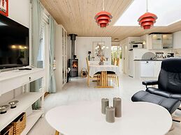 6 Person Holiday Home in Rodby