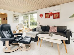 6 Person Holiday Home in Rodby