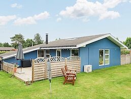 6 Person Holiday Home in Rodby