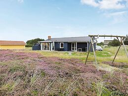 Cozy Coastal Retreat in Vorupor-by Traum