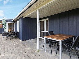 Cozy Coastal Retreat in Vorupor-by Traum