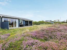 Cozy Coastal Retreat in Vorupor-by Traum