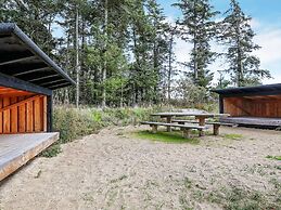 Scenic Fjord Retreat-by Traum