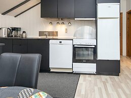 Scenic Fjord Retreat-by Traum