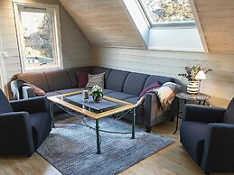 Seaside Fisherman s Haven-by Traum