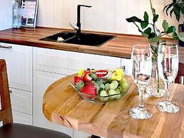 Seaside Fisherman s Haven-by Traum