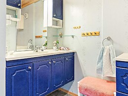 Seaside Fisherman s Haven-by Traum