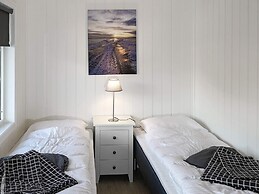 Seaside Fisherman s Haven-by Traum