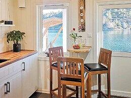 Seaside Fisherman s Haven-by Traum