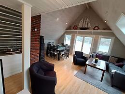 Seaside Fisherman s Haven-by Traum