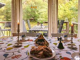 6 Person Holiday Home in Sorunda