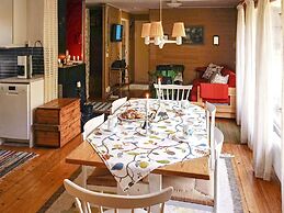 6 Person Holiday Home in Sorunda