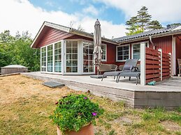 Vibrant Holiday Home in Tarm near Sea