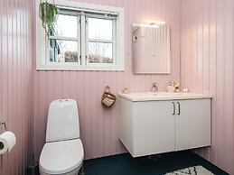 Vibrant Holiday Home in Jutland near Sea