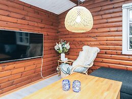 Vibrant Holiday Home in Jutland near Sea