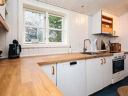 Vibrant Holiday Home in Jutland near Sea