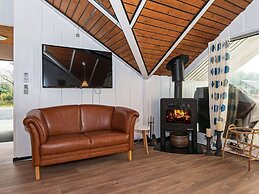 6 Person Holiday Home in Ansager