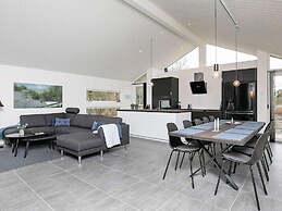 5 Star Holiday Home in Jerup