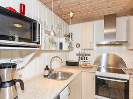 Tranquil Waterside Retreat-by Traum